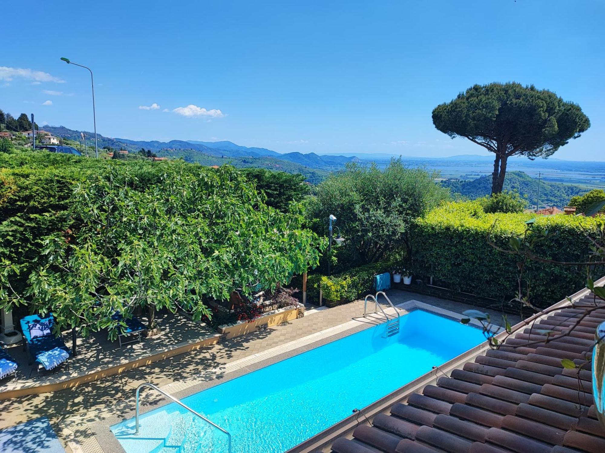 Corsanico-Bargecchia Villa Capo Corso المظهر الخارجي الصورة